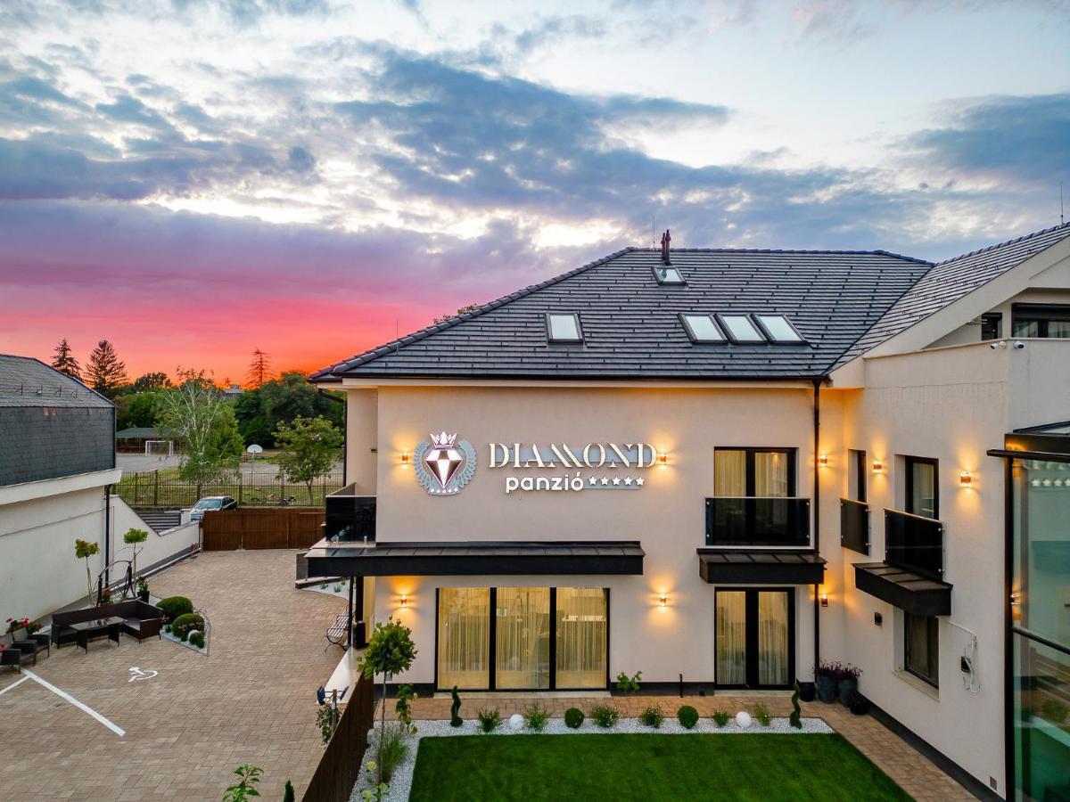 مبيت وإفطار Hajdúszoboszló Diamond Panzio المظهر الخارجي الصورة